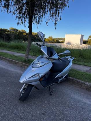 SUZUKI BURGMAN 125 AUTOMATIC SUZUKI BURGMAN 125 AUTOMATIC
